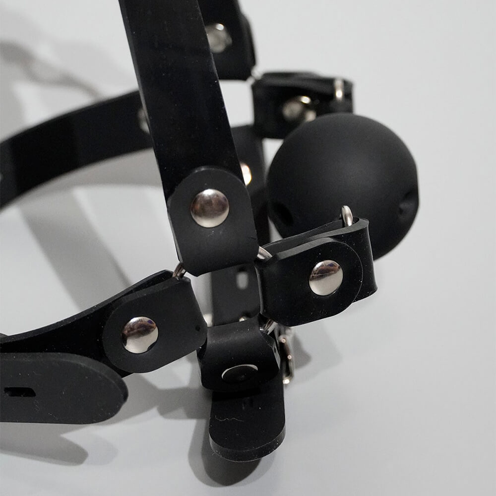 kbboy-ball-gag-with-silicone-harness